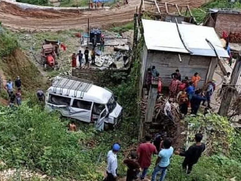 दैलेखमा हाइस दुर्घटना हुँदा चार जना घाइते 